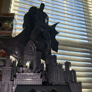 Batman Arkham asylum Statue figure